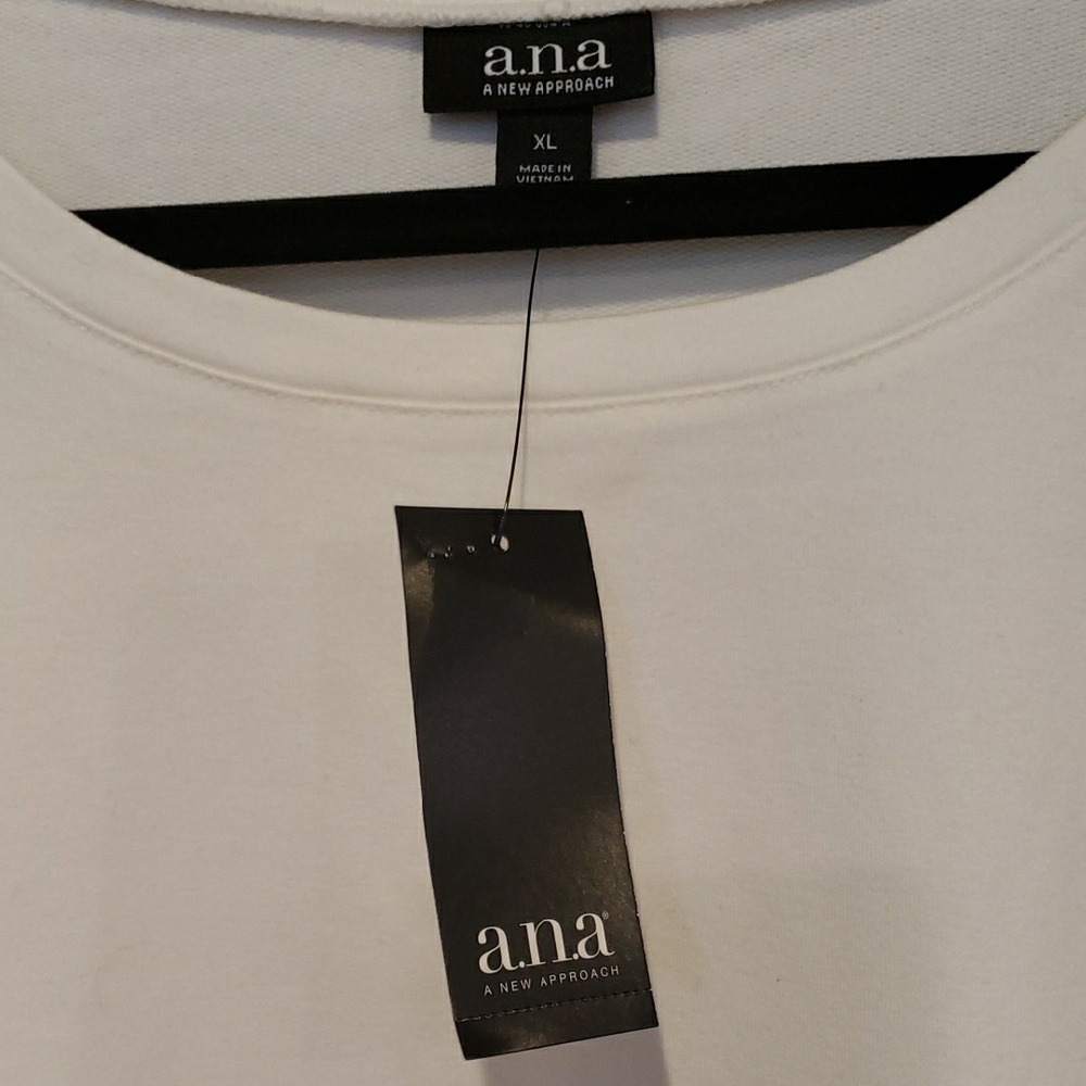 a.n.a Women's Elegant Cream Puff Sleeve Top- XL - Picture 2 of 10